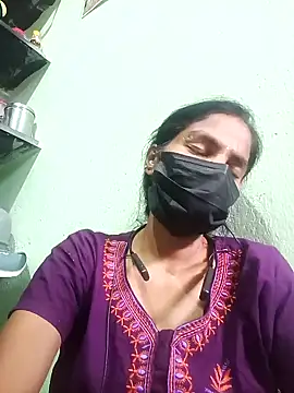 Snapshot of anusiya01 chatting on January 20, 8:30 am anusiya01 online show from January 20, 8:30 am