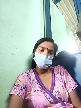 Snapshot of anusiya01 chatting on January 23, 8:25 am anusiya01 online show from January 23, 8:25 am