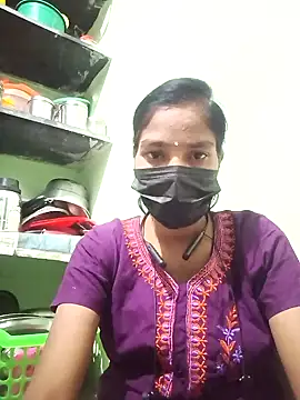 Snapshot of anusiya01 chatting on February 12, 3:49 pm anusiya01 online show from February 12, 3:49 pm