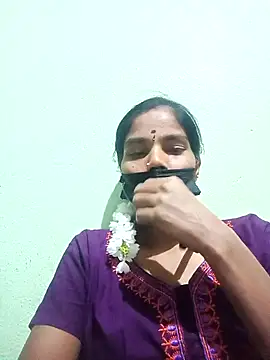 Snapshot of anusiya01 chatting on February 21, 5:20 pm anusiya01 online show from February 21, 5:20 pm