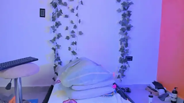 Cataleya19   online show from February 18, 9:16 am