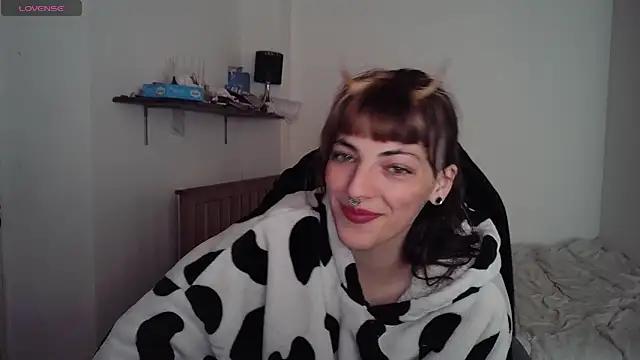 Snapshot of Nixxy_naughty chatting on January 13, 6:49 pm Nixxy naughty online show from January 13, 6:49 pm