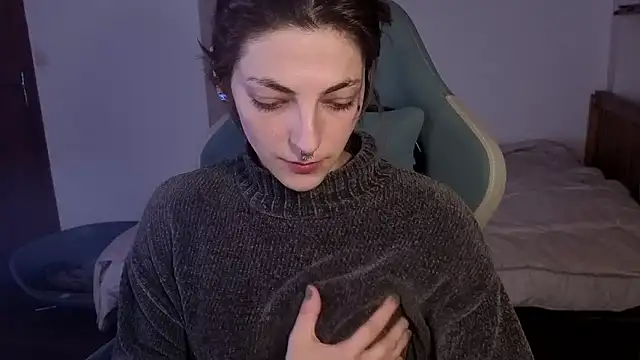 Snapshot of Nixxy_naughty chatting on January 18, 10:02 pm Nixxy naughty online show from January 18, 10:02 pm