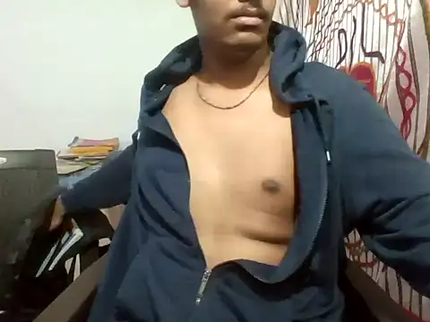 Snapshot of brownguy1234 chatting on December 31, 7:51 pm brownguy1234 online show from December 31, 7:51 pm