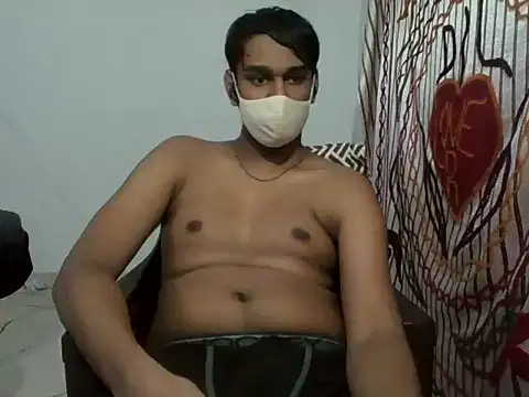 Snapshot of brownguy1234 chatting on January 4, 3:07 pm brownguy1234 online show from January 4, 3:07 pm