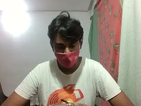 Snapshot of brownguy1234 chatting on January 21, 2:15 pm brownguy1234 online show from January 21, 2:15 pm