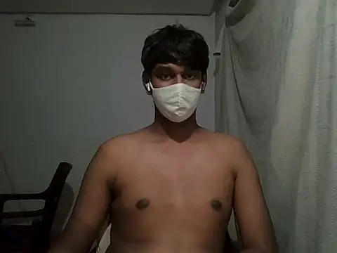 Snapshot of brownguy1234 chatting on January 27, 5:48 pm brownguy1234 online show from January 27, 5:48 pm