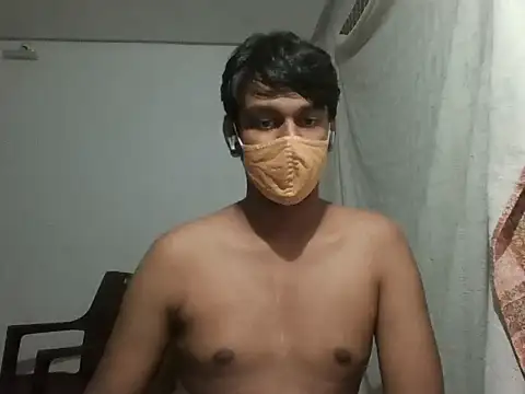 Snapshot of brownguy1234 chatting on January 29, 4:52 pm brownguy1234 online show from January 29, 4:52 pm