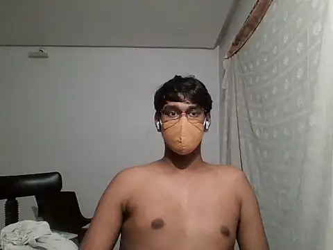 Snapshot of brownguy1234 chatting on February 4, 4:50 pm brownguy1234 online show from February 4, 4:50 pm