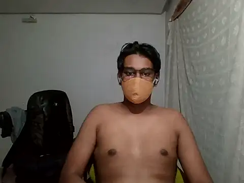 Snapshot of brownguy1234 chatting on February 6, 4:03 pm brownguy1234 online show from February 6, 4:03 pm