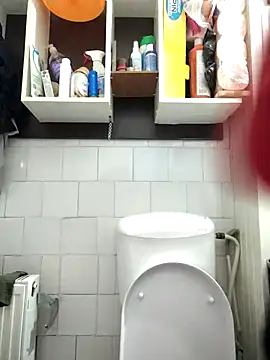 Snapshot of intx800 chatting on January 8, 3:19 am intx800 online show from January 8, 3:19 am