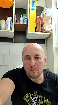 Snapshot of intx800 chatting on February 13, 3:46 pm intx800 online show from February 13, 3:46 pm