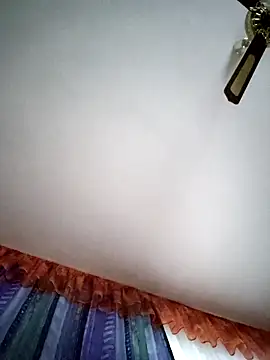 Snapshot of intx800 chatting on March 14, 3:58 pm intx800 online show from March 14, 3:58 pm