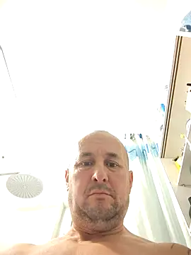 Snapshot of intx800 chatting on October 1, 2:28 am intx800 online show from October 1, 2:28 am