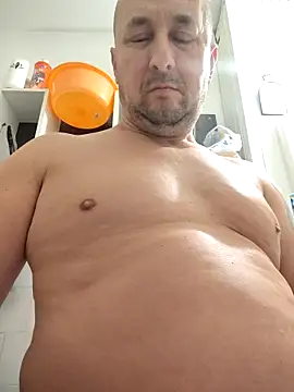 Snapshot of intx800 chatting on October 8, 2:20 am intx800 online show from October 8, 2:20 am