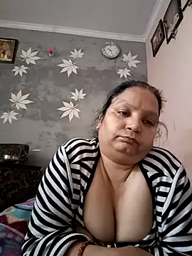 Kavya kapoor online show from February 17, 4:53 am