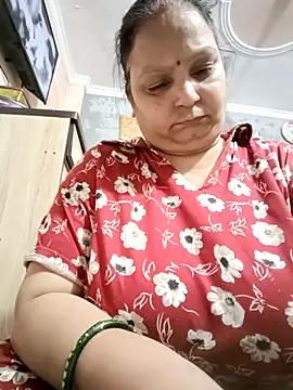 Kavya kapoor online show from April 10, 5:17 pm