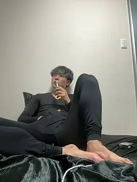 qrmr5xv online show from March 10, 2:33 pm