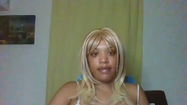 thekelliecapri online show from May 23, 8:51 am