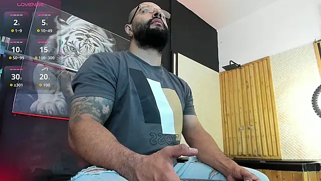 Luke  09 online show from November 24, 11:32 am