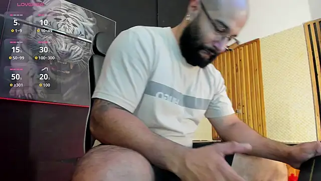 Luke  09 online show from April 17, 11:35 am