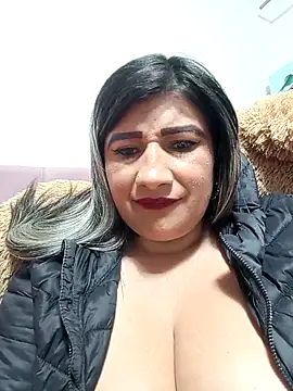 Hannahcandyy online show from March 19, 12:36 am