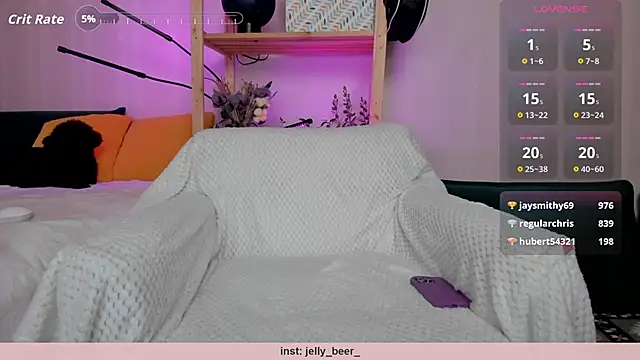 Snapshot of lovely_ki chatting on September 15, 2:33 am lovely ki online show from September 15, 2:33 am