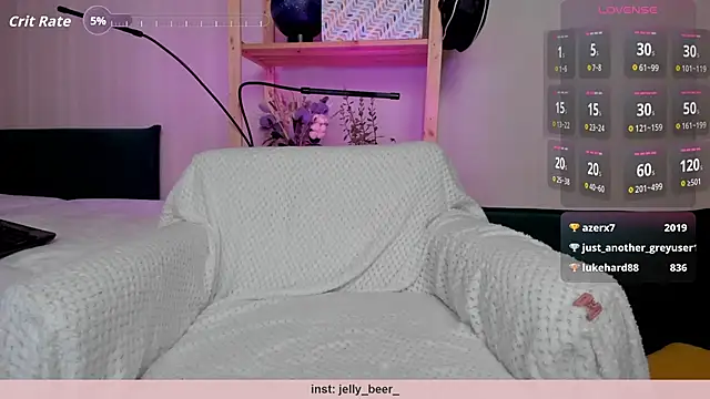 Snapshot of lovely_ki chatting on October 9, 4:54 am lovely ki online show from October 9, 4:54 am