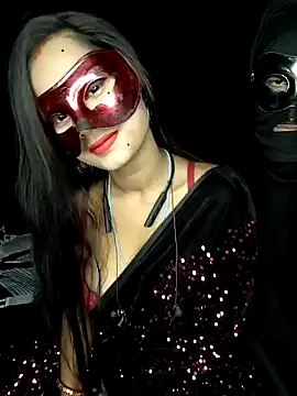 Snapshot of Hotty-priyanka chatting on December 19, 4:57 pm Hotty-priyanka online show from December 19, 4:57 pm