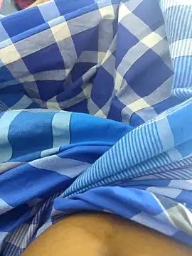 Snapshot of tamilbull07 chatting on May 9, 6:02 pm tamilbull07 online show from May 9, 6:02 pm