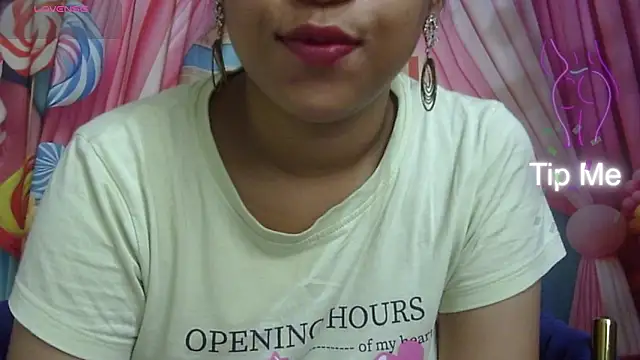 Snapshot of Preeti-Sexy chatting on May 11, 4:18 am Preeti-Sexy online show from May 11, 4:18 am