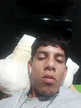 Snapshot of DecisivePimiento chatting on September 12, 5:29 am DecisivePimiento online show from September 12, 5:29 am