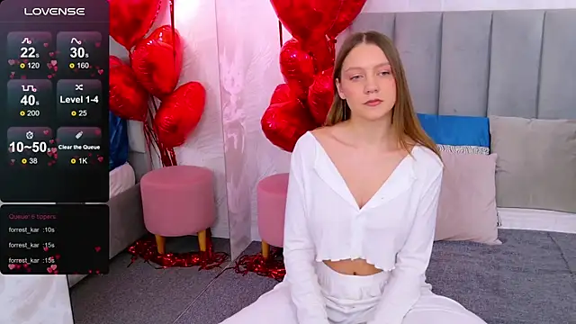 AliceBrayan online show from February 18, 8:27 am