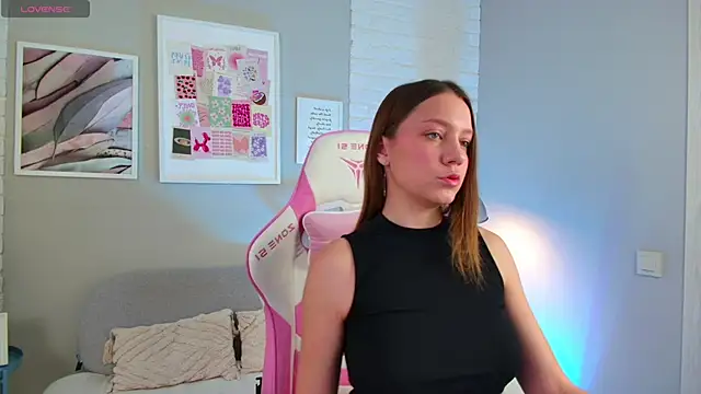 AliceBrayan online show from March 4, 5:21 am