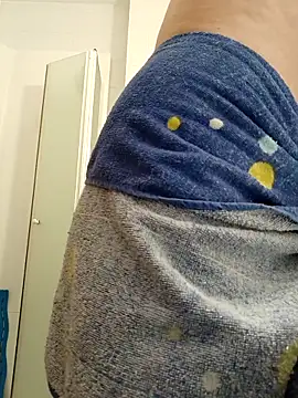 pascalino100 online show from April 6, 5:41 am