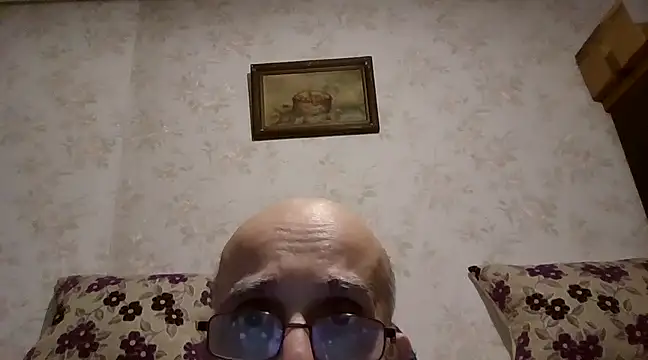 Snapshot of mariusica1@xh chatting on February 16, 2:09 am mariusica1xh online show from February 16, 2:09 am