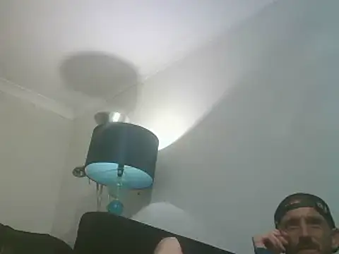 Snapshot of PocoLoco420 chatting on April 23, 10:34 pm PocoLoco420 online show from April 23, 10:34 pm