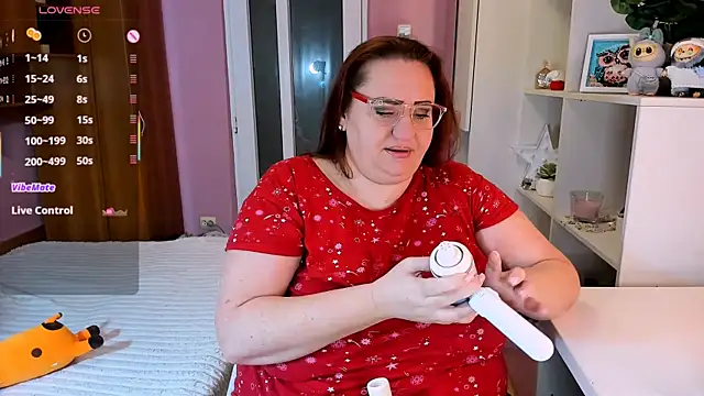 lovely adelle online show from December 22, 5:54 pm