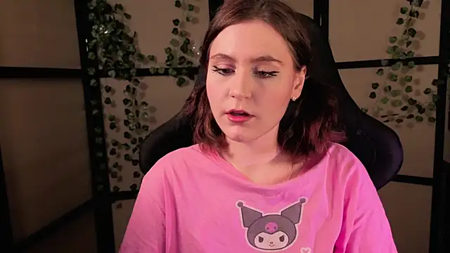 Diana Flower online show from March 22, 1:25 pm