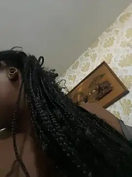 Snapshot of Candy_Love_18 chatting on April 1, 3:31 pm Candy Love 18 online show from April 1, 3:31 pm