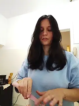 Snapshot of beatrizspbr chatting on March 10, 11:21 pm beatrizspbr online show from March 10, 11:21 pm