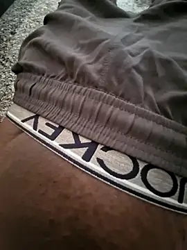 Snapshot of Yours_daddy6728 chatting on October 13, 10:37 am Yours daddy6728 online show from October 13, 10:37 am