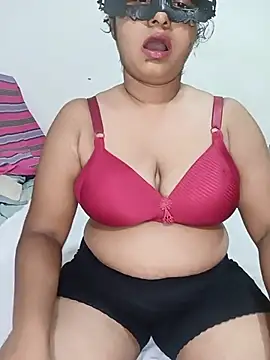 Snapshot of Reesha_99 chatting on May 29, 6:17 pm Reesha 99 online show from May 29, 6:17 pm