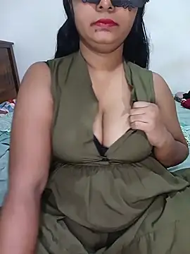 Snapshot of Reesha_99 chatting on June 6, 5:12 am Reesha 99 online show from June 6, 5:12 am