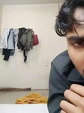 Snapshot of riya190 chatting on January 18, 5:26 pm riya190 online show from January 18, 5:26 pm