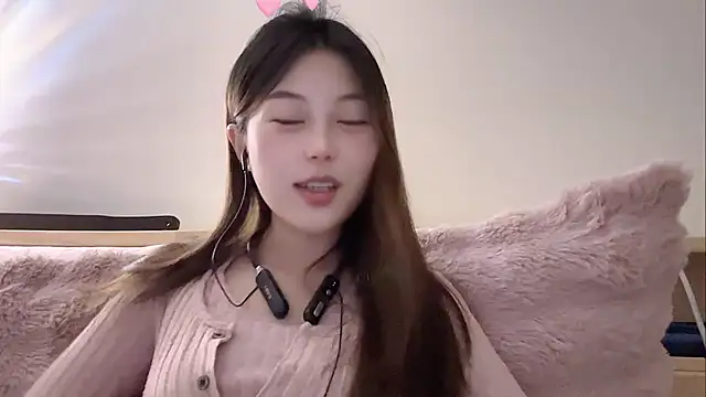 Sweet-Angel999 online show from February 10, 9:30 pm