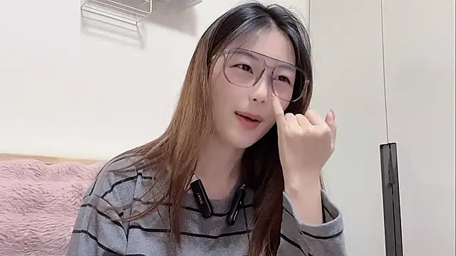 Sweet-Angel999 online show from February 20, 4:18 pm