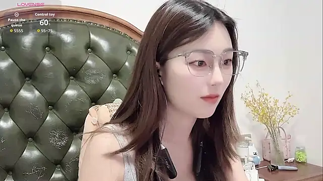 Sweet-Angel999 online show from July 10, 2:52 pm