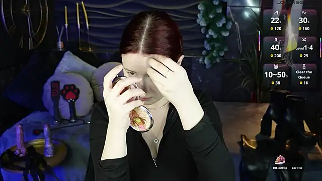 Lily Moonlight online show from January 15, 7:13 am