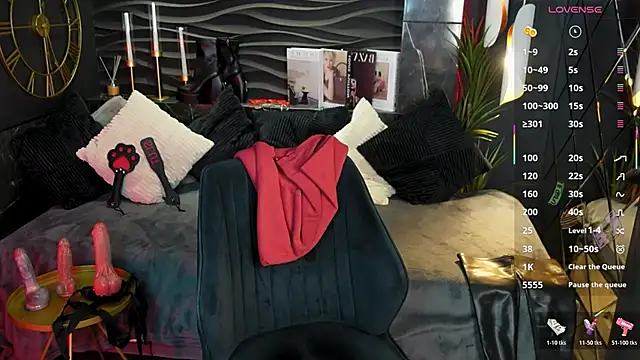 Lily Moonlight online show from April 8, 7:52 am